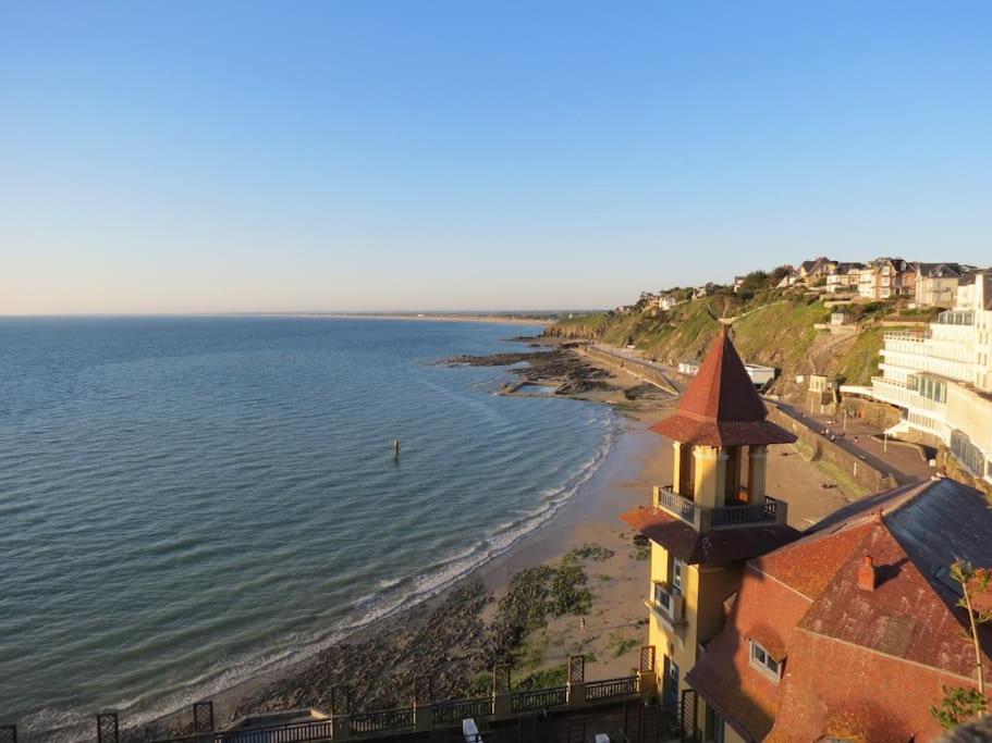 Maison Vue Sur Le Mont Saint Michel Et Sa Baie Champeaux Exteriér fotografie